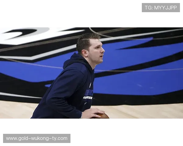 东契奇休赛期一天吃五顿牛排，训练馆当家厨房用