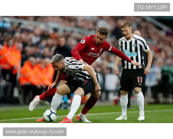 接管防线范戴克本赛季以长传化解高压较上季更主动