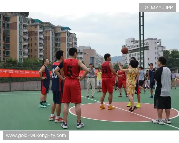 篮球底线发球规则详解,你需要了解这些要点!